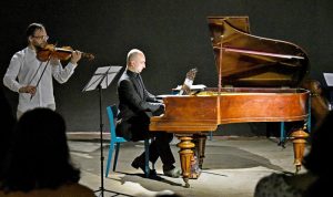 В Культурном центре ЗИЛ пройдет открытие арт-ведомства «ЛИКБЕЗ». Фото: Владимир Новиков, «Вечерняя Москва»