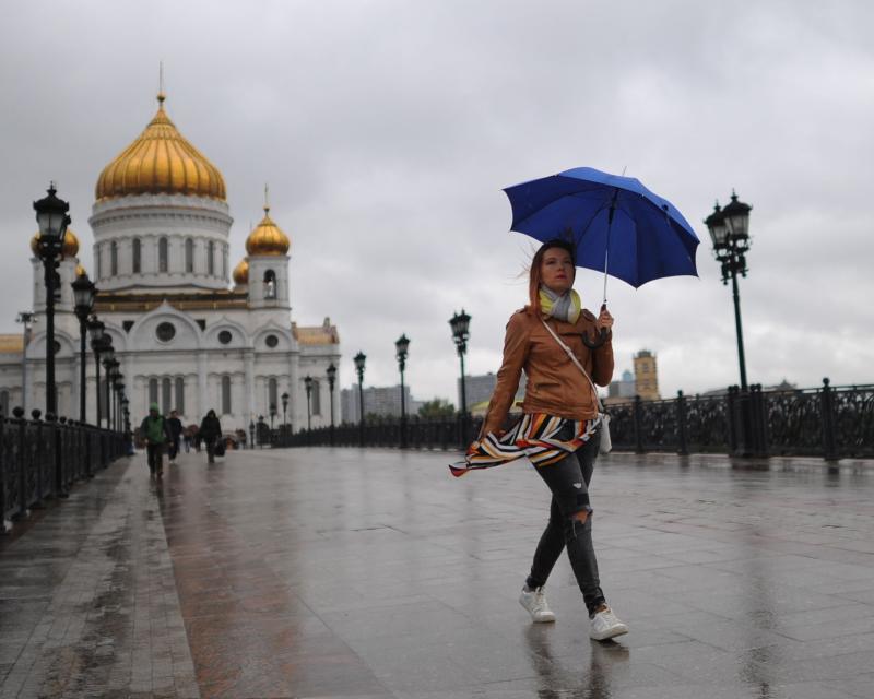 Небольшой дождь пройдет в Москве 7 октября