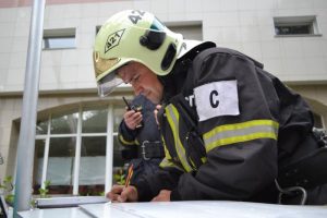 Из дома были эвакуированы порядка 50 человек. Фото: МЧС Из дома были эвакуированы порядка 50 человек. Фото: МЧС