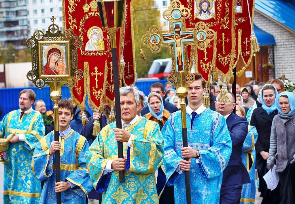 Более 500 прихожан посетили праздник к 10-летию образования общины храма Пресвятой Богородицы в Орехове-Борисове Южном