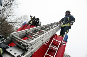 Пламя охватило систему вентиляции. Фото: Анна Иванцова