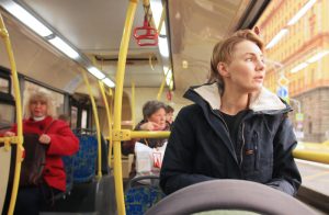 Скорость передвижения общественного наземного транспорта в Москве возросла в среднем на 11 процентов. Фото: Наталия Нечаева, «Вечерняя Москва» Скорость передвижения общественного наземного транспорта в Москве возросла в среднем на 11 процентов. Фото: Наталия Нечаева, «Вечерняя Москва»
