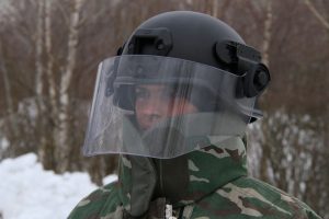 На месту инцидента прибыли кинологи. Фото: Антон Гердо