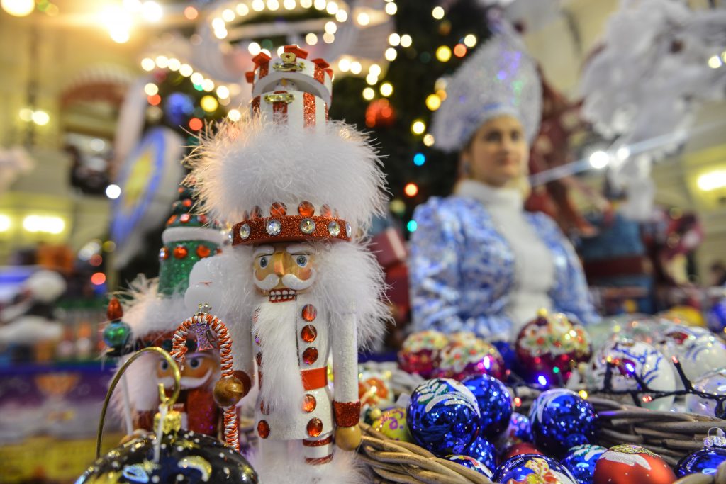 Москвичи отметят новый год в столичных парках 