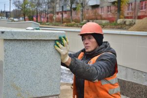 Почти 10 километров дорог введут в строй. Фото: Антон Гердо