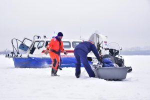 О безопасности москвичей на водоемах в зимний сезон позаботятся спасатели столичного Управления МЧС. Фото: Антон Гердо, «Вечерняя Москва»