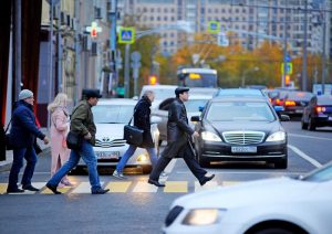 Теперь пользователям автостанции «Варшавская» не придется так далеко возвращаться от станции метро обратно. Фото: Александр Кожохин, «Вечерняя Москва» Теперь пользователям автостанции «Варшавская» не придется так далеко возвращаться от станции метро обратно. Фото: Александр Кожохин, «Вечерняя Москва»