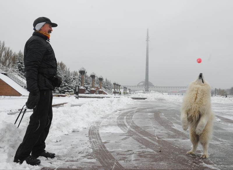Погода на вторник в Москве: плюс один и снег