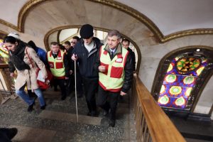 Маломобильным пассажирам метро помогут в передвижении на Рождество. Фото: архив, «Вечерняя Москва»