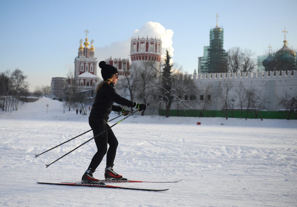 Москвичей ожидает снежная суббота 