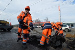 Благоустройство Варшавского шоссе и Нагорного проезда планируется в этому году. Фото: Александр Казаков, «Вечерняя Москва»