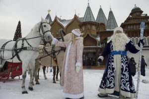 Музей-заповедник «Коломенское» за новогодние праздники стал самой посещаемой культурной площадкой на юге Москвы. Фото: Артем Житенев, «Вечерняя Москва»