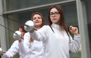 Рапиристка «Юности Москвы» Светлана Трипапина победила в командном первенстве на этапе Кубка мира. Фото: архив, «Вечерняя Москва» Рапиристка «Юности Москвы» Светлана Трипапина победила в командном первенстве на этапе Кубка мира. Фото: архив, «Вечерняя Москва»