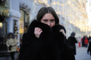Из-за ветра и высокой влажности в Москве холоднее. Фото: Пелагия Замятина