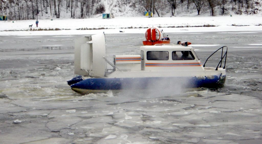 Праздничное дежурство московских спасателей на воде