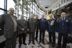 Встреча ветеранов ЮАО, принимавших участие в боевых действиях в Афганистане. Фото: Пелагия Замятина, «Вечерняя Москва» Встреча ветеранов ЮАО, принимавших участие в боевых действиях в Афганистане. Фото: Пелагия Замятина, «Вечерняя Москва»