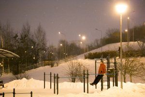 Одна из воркаут-площадок со спортивным инвентарем. Фото: Иван Деденев