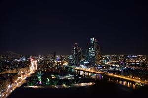 Городскую подсветку отключат на полтора часа 24 марта. Фото: архив, «Вечерняя Москва»