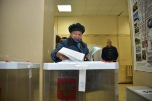 Порядка одного миллиона человек подало заявления о голосовании по месту пребывания. Фото: Антон Гердо, «Вечерняя Москва» Порядка одного миллиона человек подало заявления о голосовании по месту пребывания. Фото: Антон Гердо, «Вечерняя Москва»