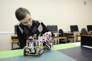 Фестиваль-конкурс по робототехнике ждет жителей Чертанова Северного 18 февраля. Фото: архив, «Вечерняя Москва» Фестиваль-конкурс по робототехнике ждет жителей Чертанова Северного 18 февраля. Фото: архив, «Вечерняя Москва»