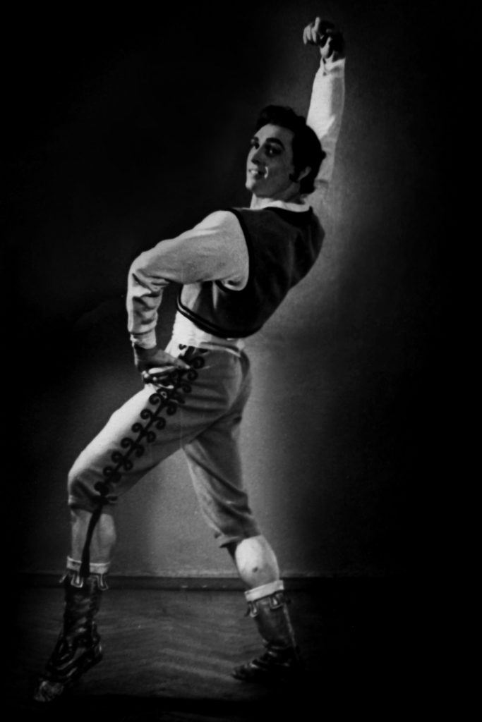 1950–1960-е годы. Геннадий Ледях в балете «Лауренсия», исполняющий партию Фрондосо