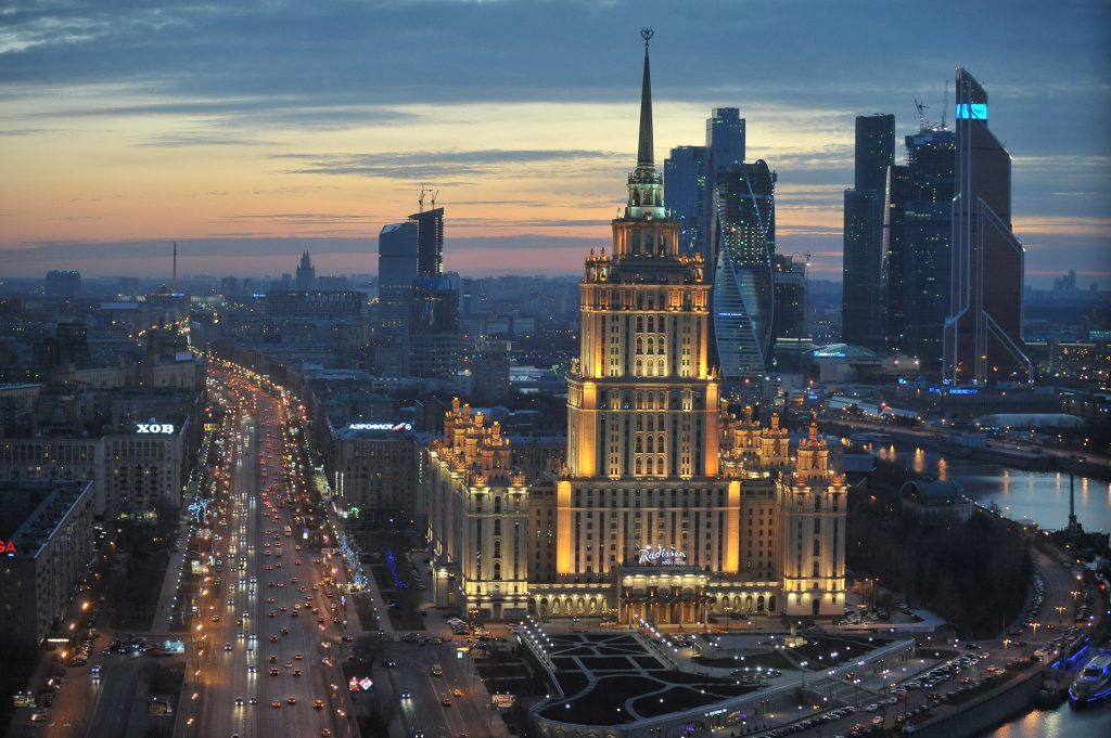 Подсветка на 2 тысячах зданий Москвы погаснет в «Час Земли»
