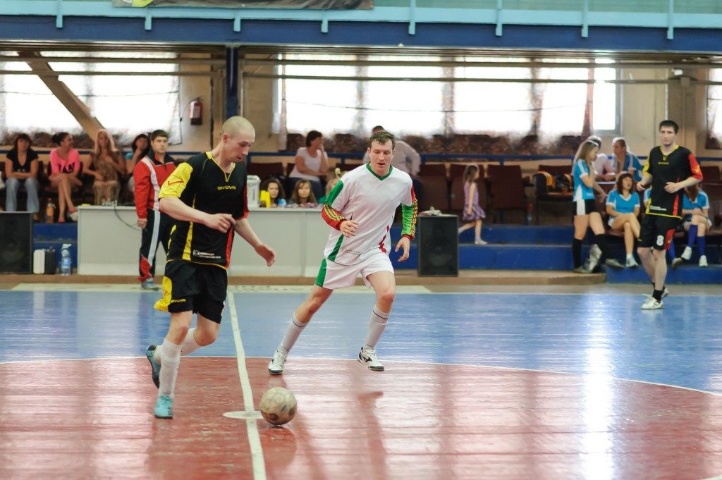 Футбольные матчи провели в Москворечье-Сабурове