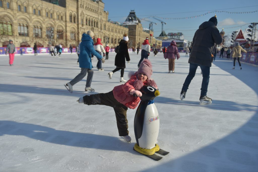 Около двух миллионов человек посетили столичные катки зимой