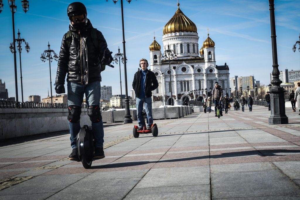 Резкое потепление и осадки пообещали Москве на выходных