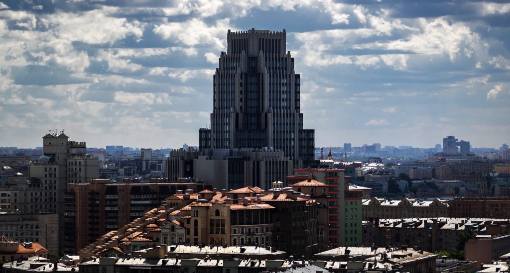 Число контрактов на ипотеку в Москве выросло на 82 процента