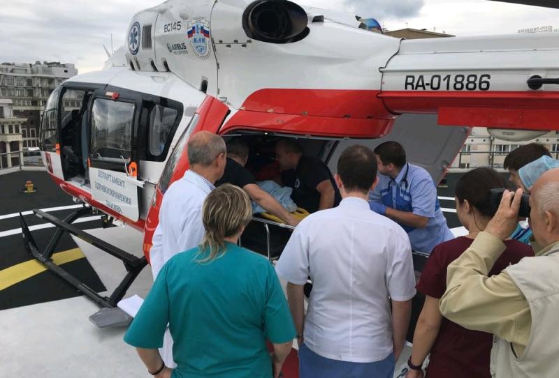 Упавшего с высоты на юго-востоке Москвы рабочего вертолетом эвакуировали в больницу