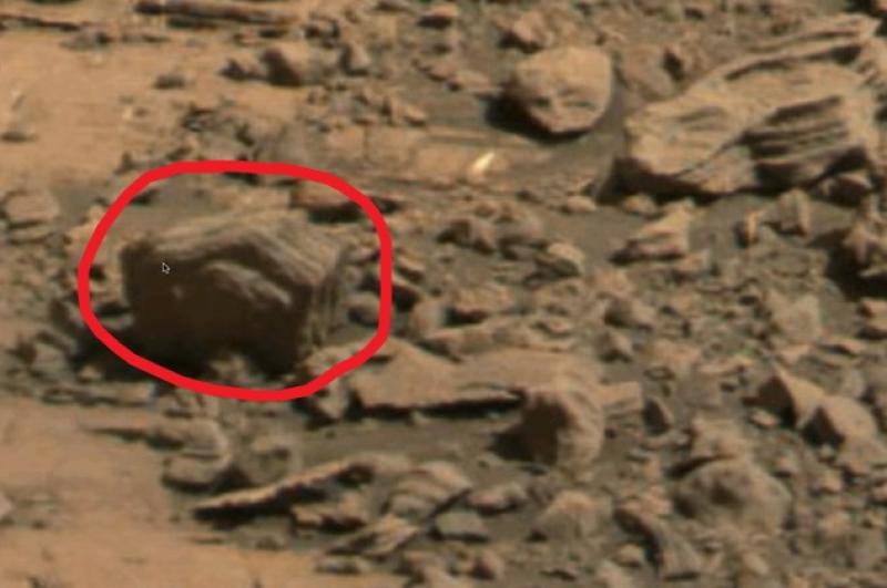 Ученые назвали красный спорткар Илона Маска опасным для Марса