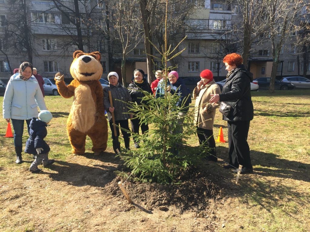 Акция «Миллион деревьев» развернулась на Кировоградской улице