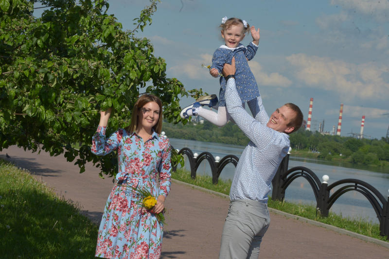 Солнечная погода ожидает москвичей в пятницу. Фото: Александр Казаков