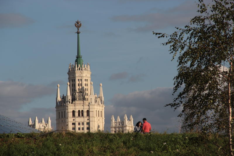 Ветреная погода ожидает москвичей. Фото: Павел Волков