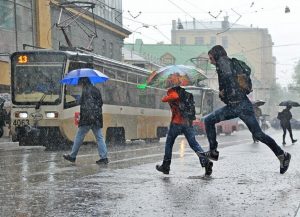 Жителей столицы ожидает резкое ухудшение погоды. Фото: архив, «Вечерняя Москва»