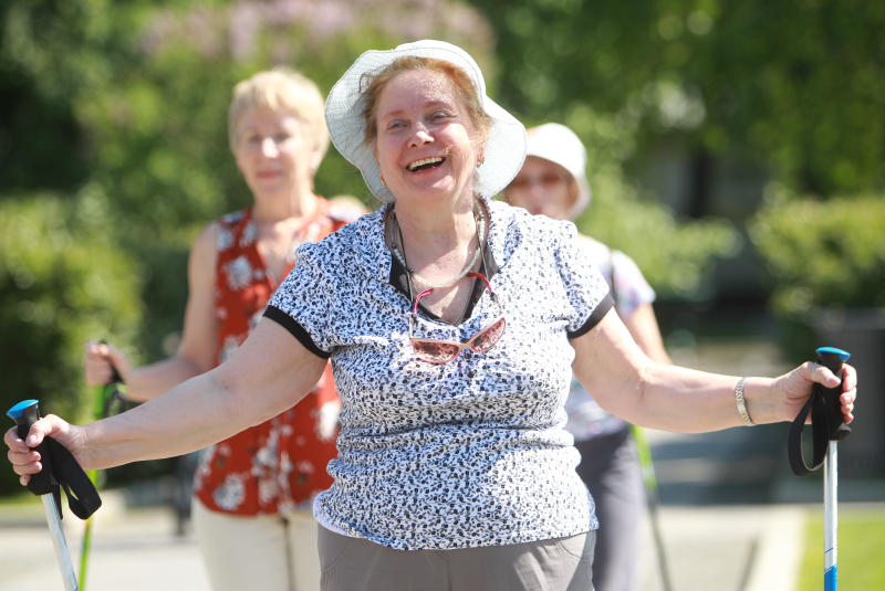 Более 800 жителей Бирюлева Западного присоединились к «Московскому долголетию»