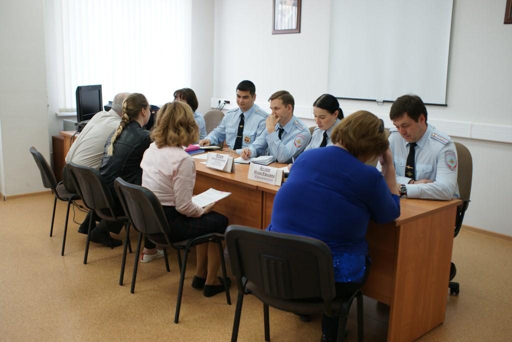 В Южном округе Москвы полиция оказала юридическую помощь москвичам