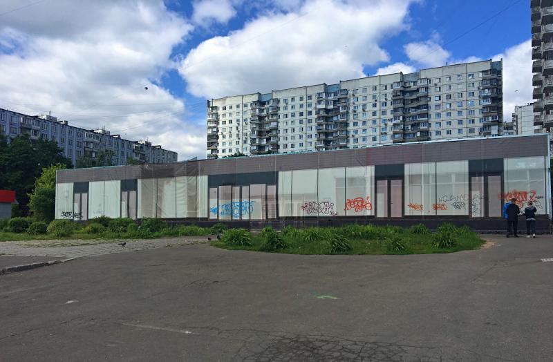 Так сейчас выглядит площадка у станции метро «Красногвардейская». Фото: Анна Быкова Так сейчас выглядит площадка у станции метро «Красногвардейская». Фото: Анна Быкова