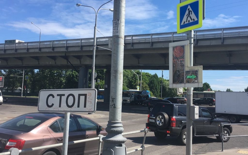Длительность зеленого сигнала светофора на выезде с Элеваторной улицы на Липецкую увеличили
