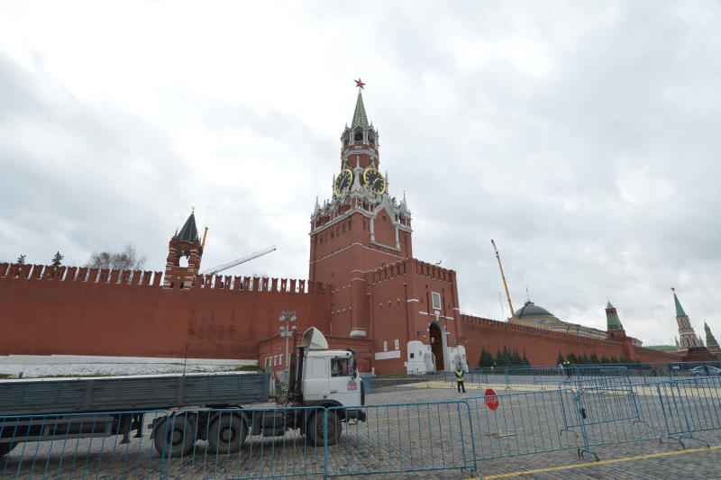 Московский Кремль закроют для туристов в субботу