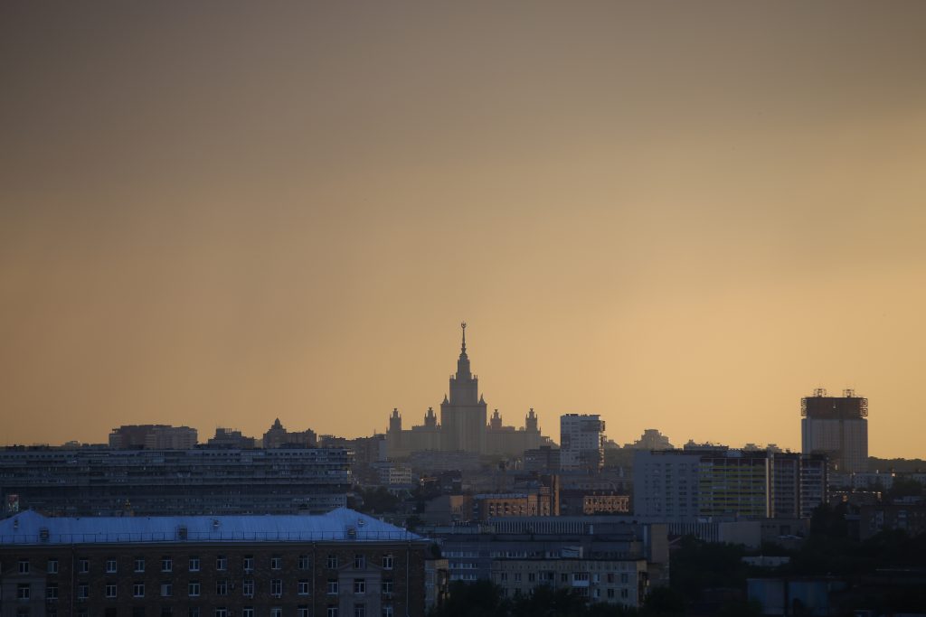 Вторник станет последним «прохладным» днем недели в Москве