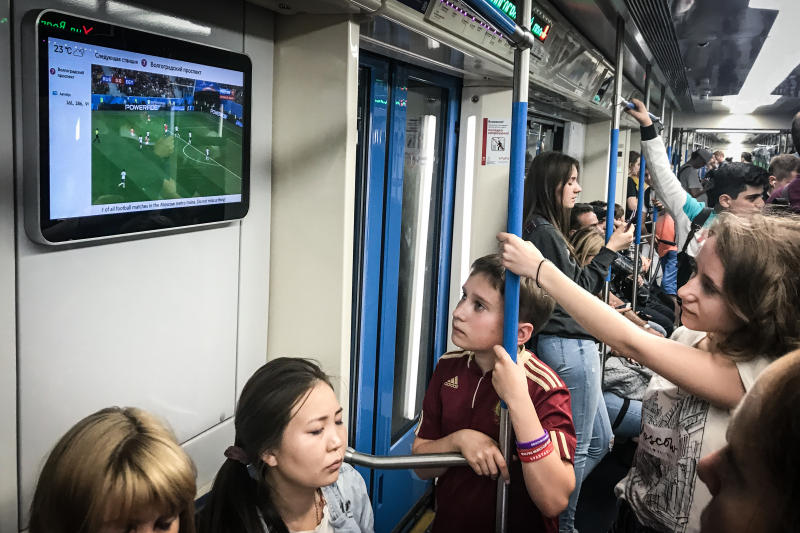 Матч Россия — Испания посмотрели более 350 тысяч пассажиров в метро