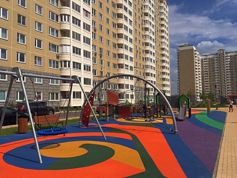 Система освещения и детские площадки: что еще благоустроят в Братееве