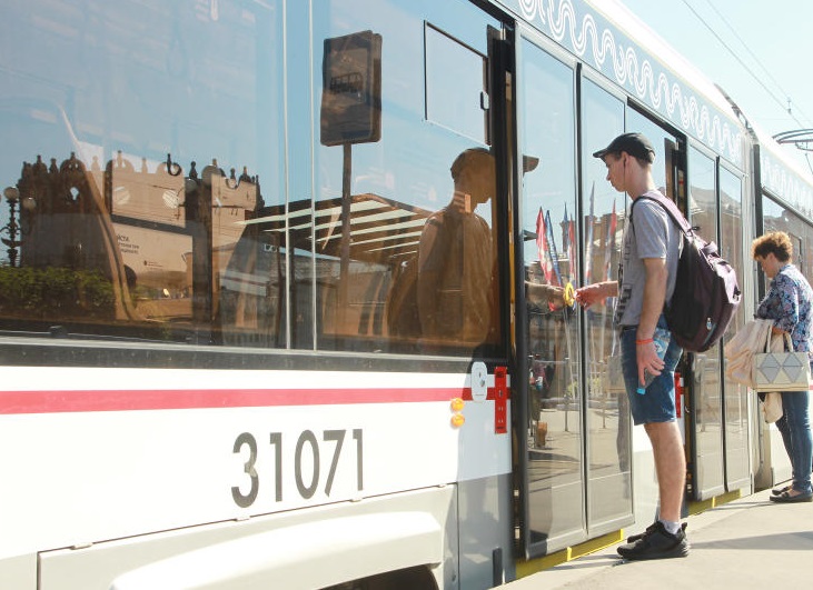Новые трамваи и дополнительные остановки: транспорт в Чертанове Центральном станет комфортнее