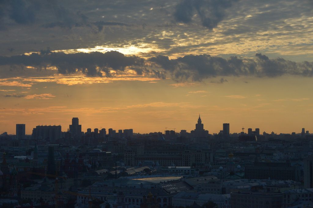 В среду москвичей ждет усиление ветра