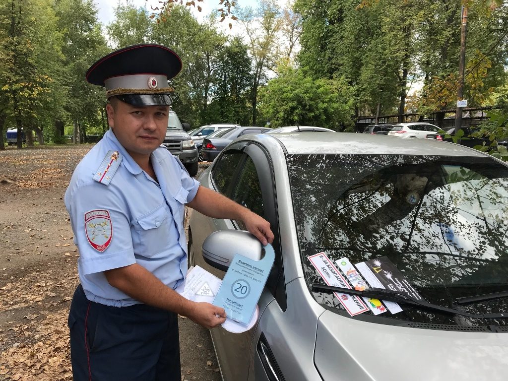 В ЮАО полицейские провели акцию «Безопасный двор». Фото: Пресс-группа УВД по ЮАО ГУ МВД России по г. Москве