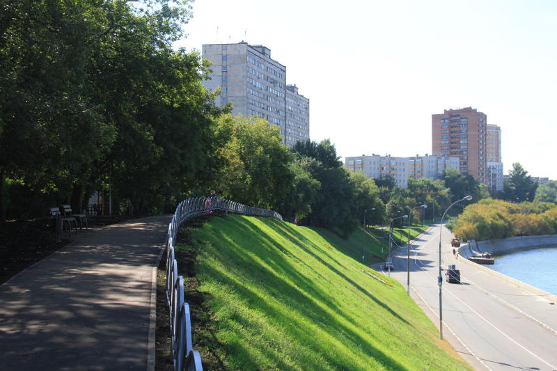 Симоновскую и Крутицкую набережные продлят: работы закончат до конца года