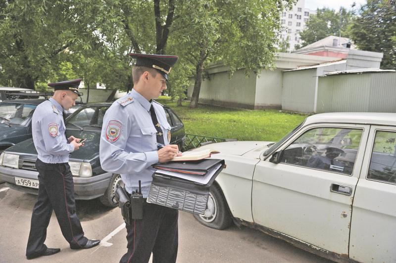 Полицейские Южного АО задержали подозреваемого в совершении грабежа