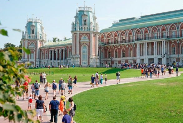 Специалисты разработают проект сохранения руин домика садовника в «Царицыне». Фото: официальный сайт мэра Москвы Специалисты разработают проект сохранения руин домика садовника в «Царицыне». Фото: официальный сайт мэра Москвы